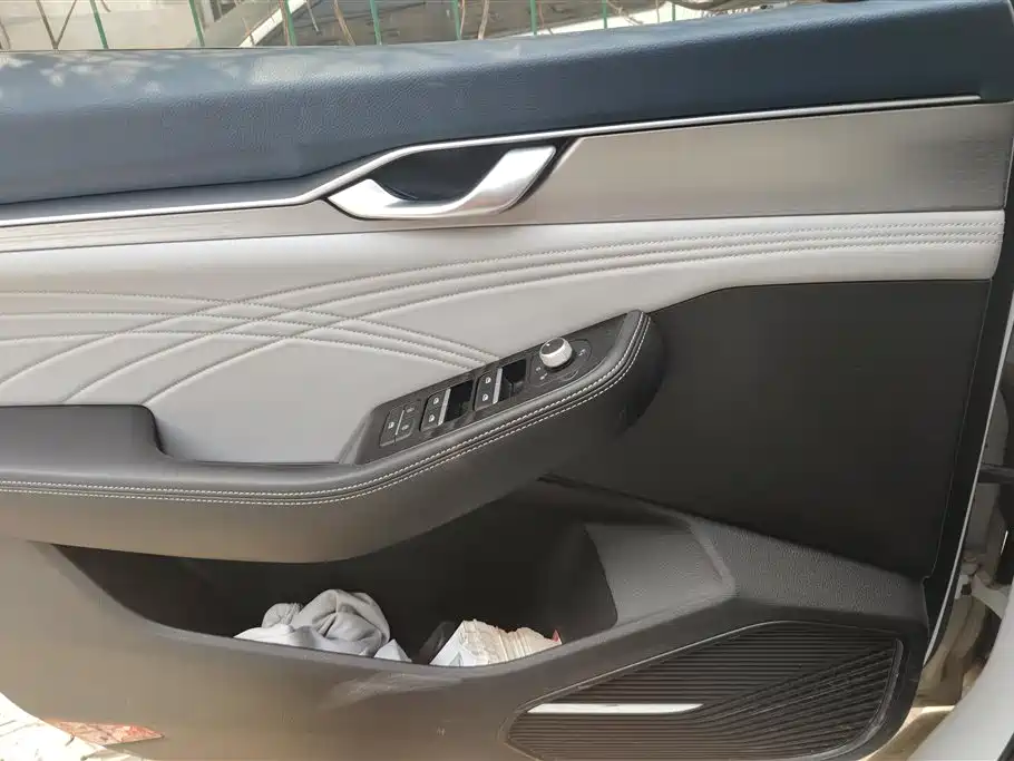 GEELY AUTOMOBILE XINGRUI