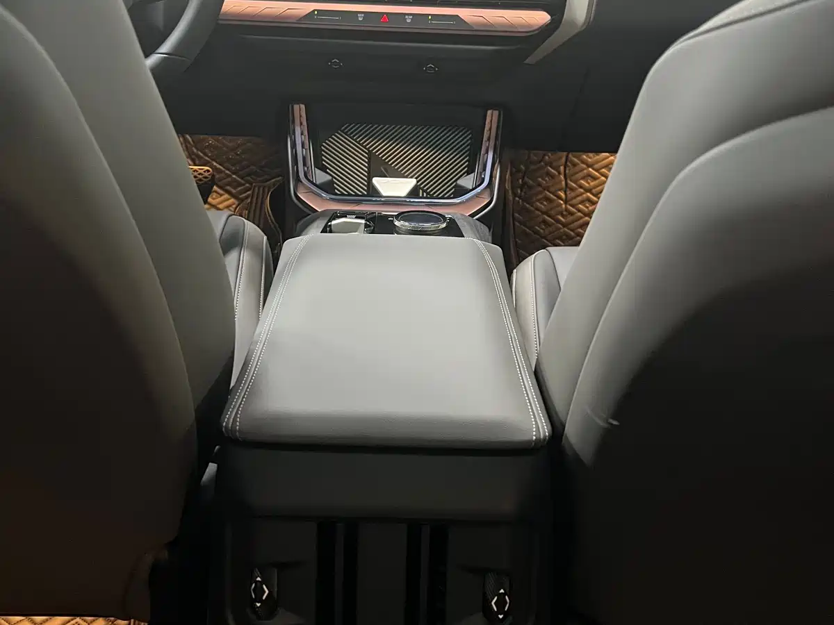 BMW X3 2025 xDrive30L Leading M Sport Package фото 9