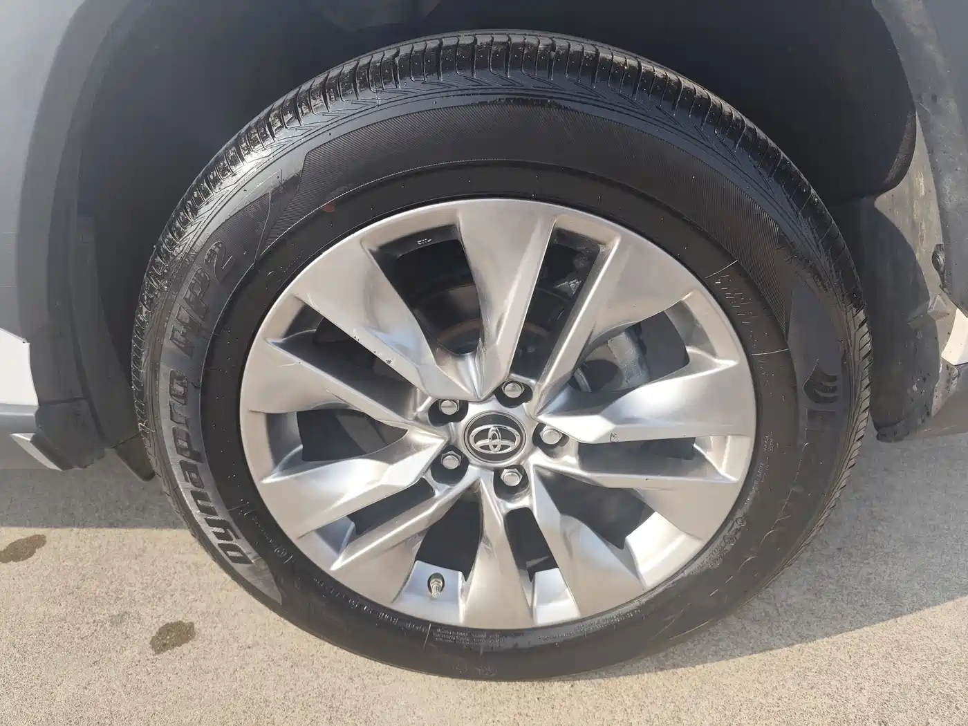 Toyota Wildlander 2022 2.0L CVT AWD Luxury Edition фото 11