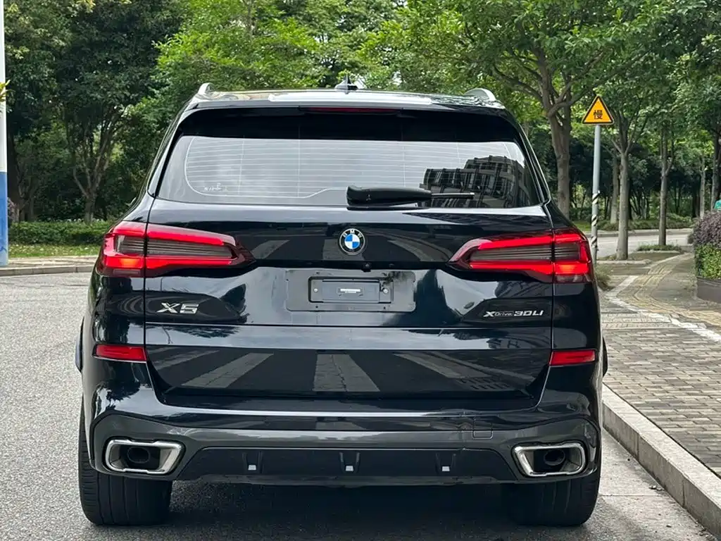 BMW X5 2022 2022 Facelift xDrive 30Li Premium M Sport Package
