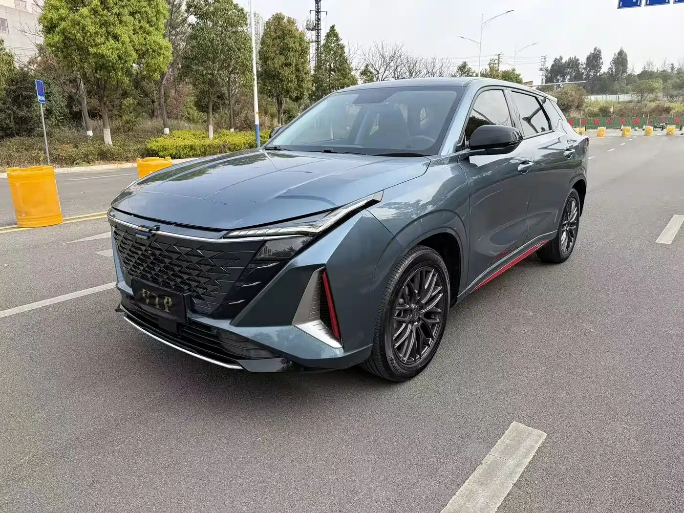 CHANGAN CHANGAN AUCHAN Z6