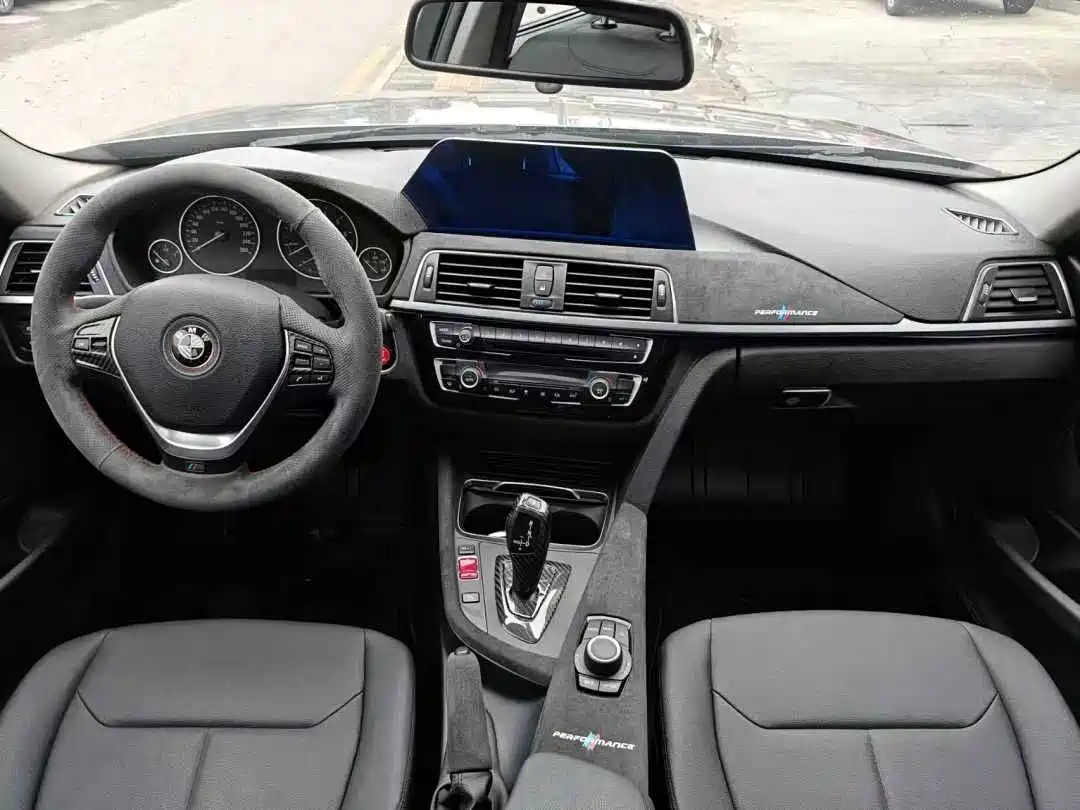 BMW 3 Series 2017 318Li Fashion фото 6
