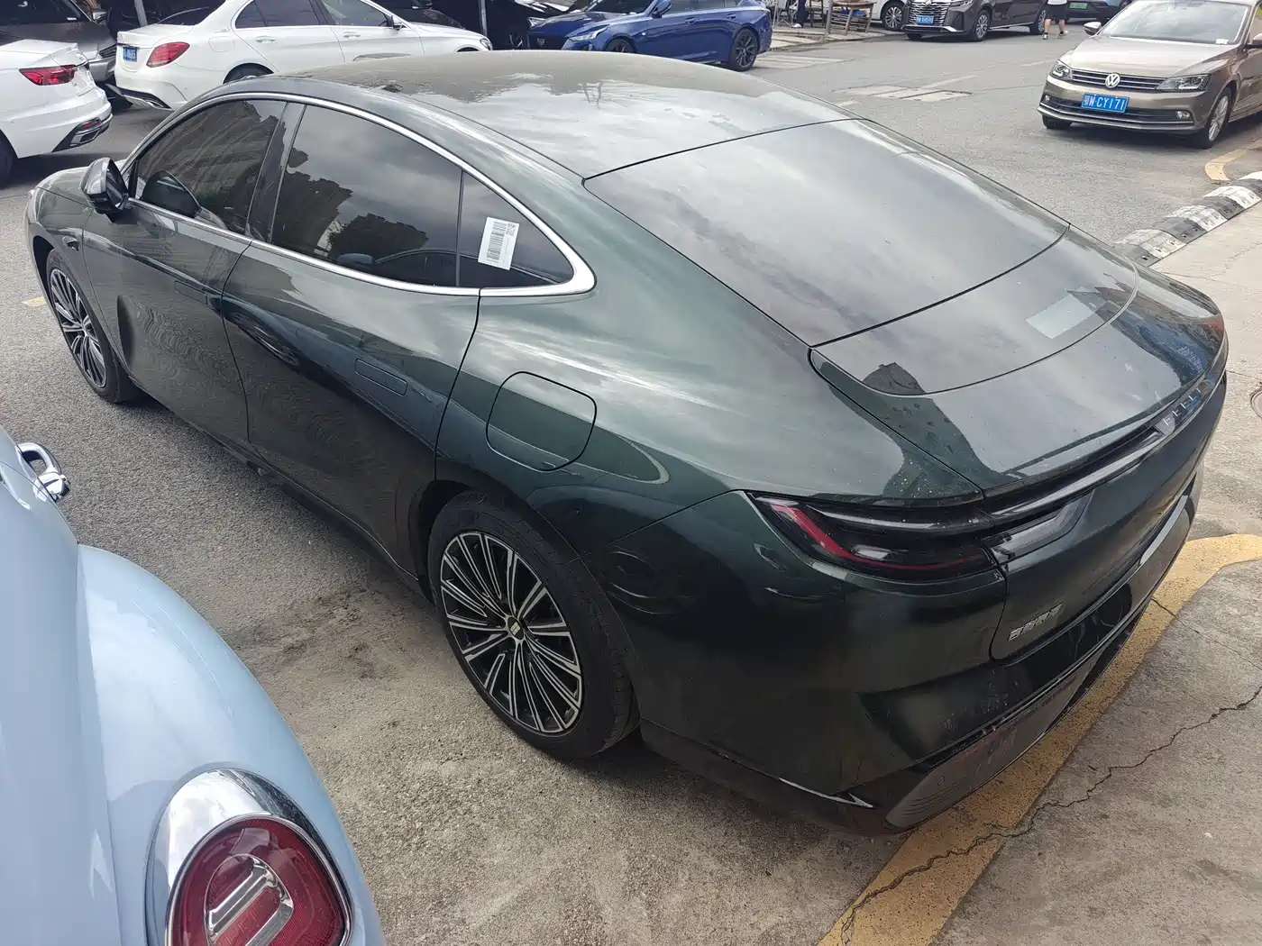 Geely Galaxy Galaxy Xingyao 8 2025 130km EM-P Explorer Edition фото 10
