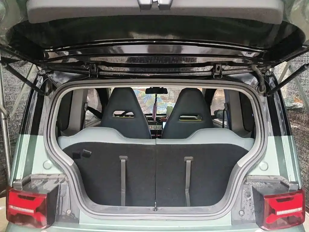 Photo 4 - Wuling Motors Hongguang MINIEV