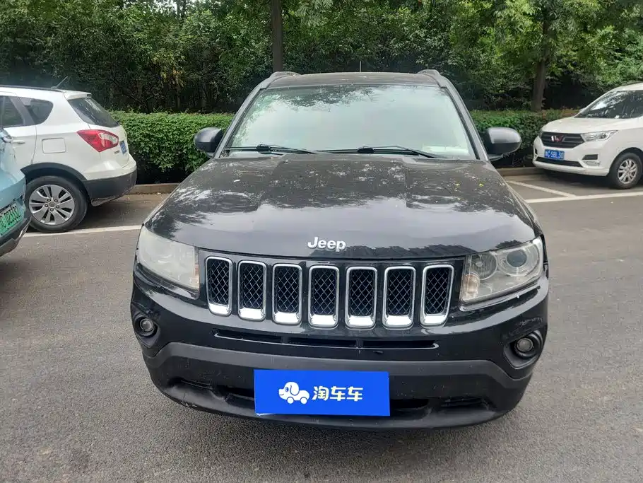 Jeep Compass (Import) 2013 2013 2.0L FWD Sport