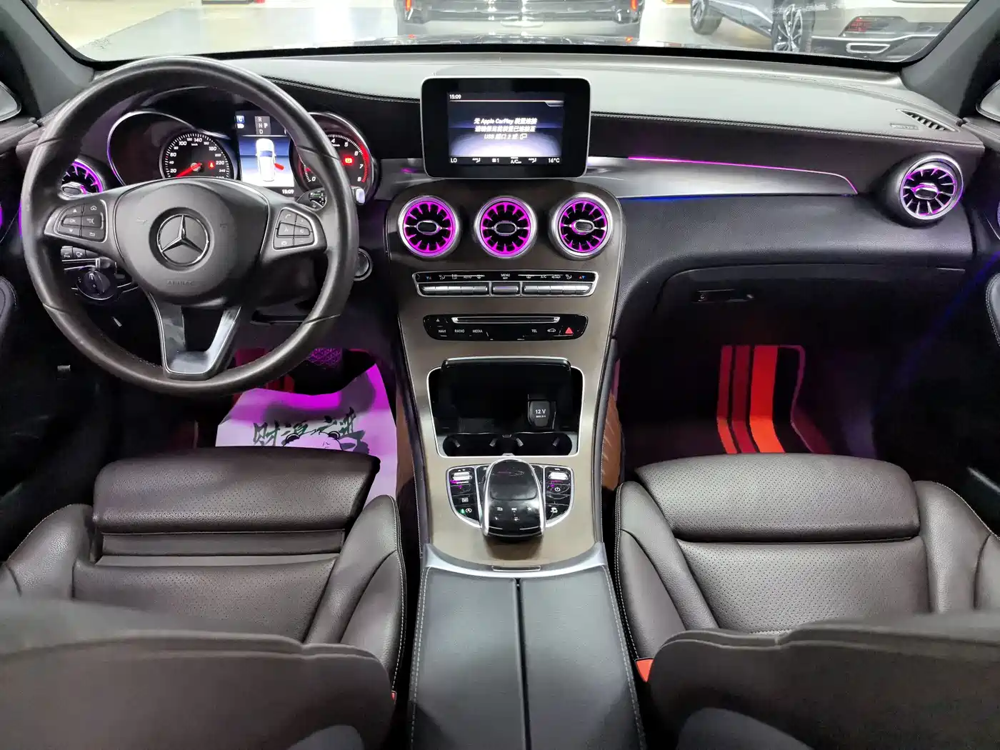 Mercedes-Benz GLC 2019 GLC 300 L 4MATIC Dynamic фото 6