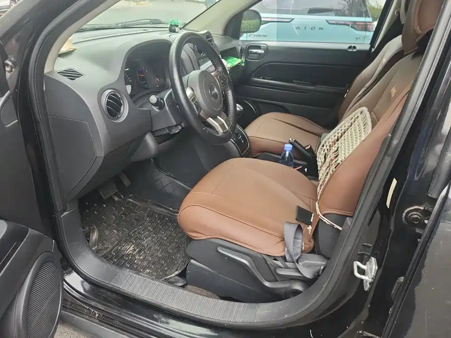 Jeep Compass (Import) 2013 2013 2.0L FWD Sport
