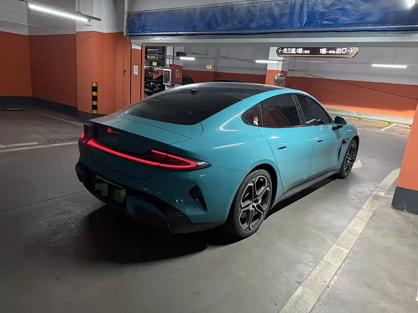 XIAOMI CAR XIAOMI SU7