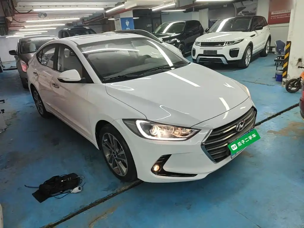 Hyundai Elantra 2016 Model 1.6L Automatic Smart Elite фото 4