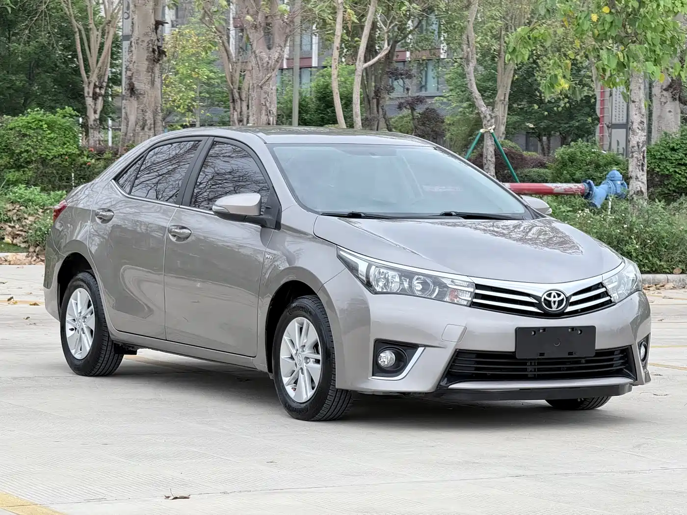 Toyota Corolla 2014 1.6L CVT GL фото 3