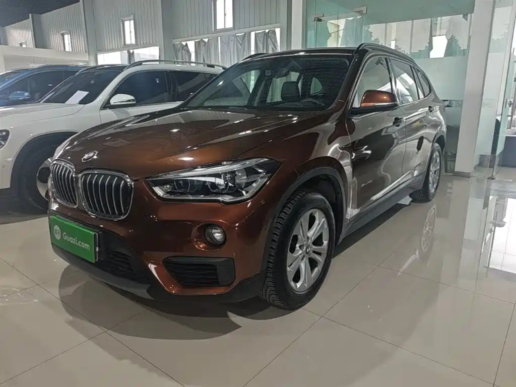 BMW X1 2016 sDrive18Li Premium Model фото 2