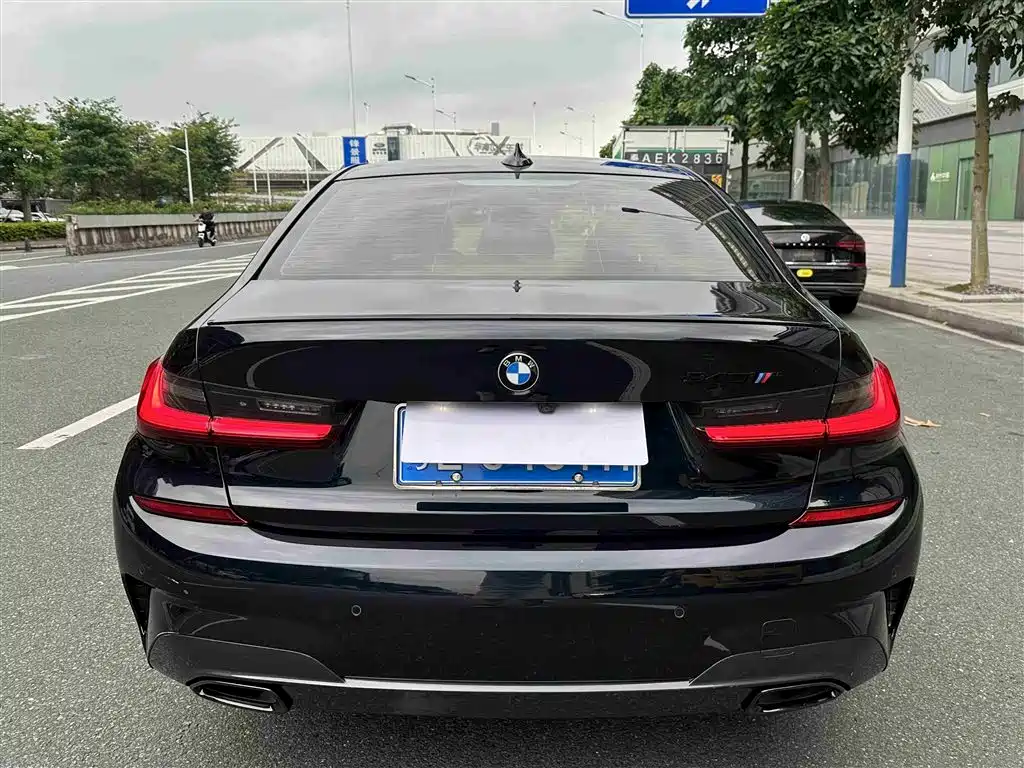 BMW 3 Series 2020 Facelift 325i M Sport Night Edition фото 8