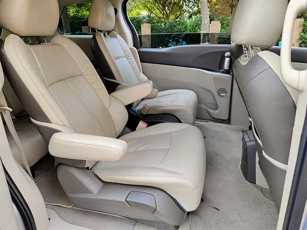 Buick GL8 2013 3.0L XT Luxury Business Flagship Edition фото 11
