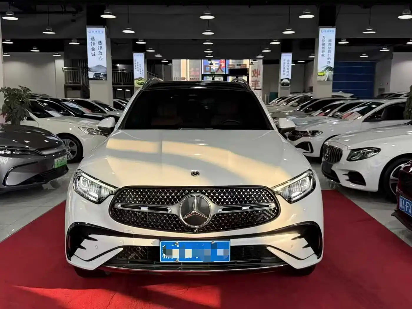 Mercedes-Benz GLC 2024 GLC 300 L 4MATIC Dynamic 7-seater фото 2