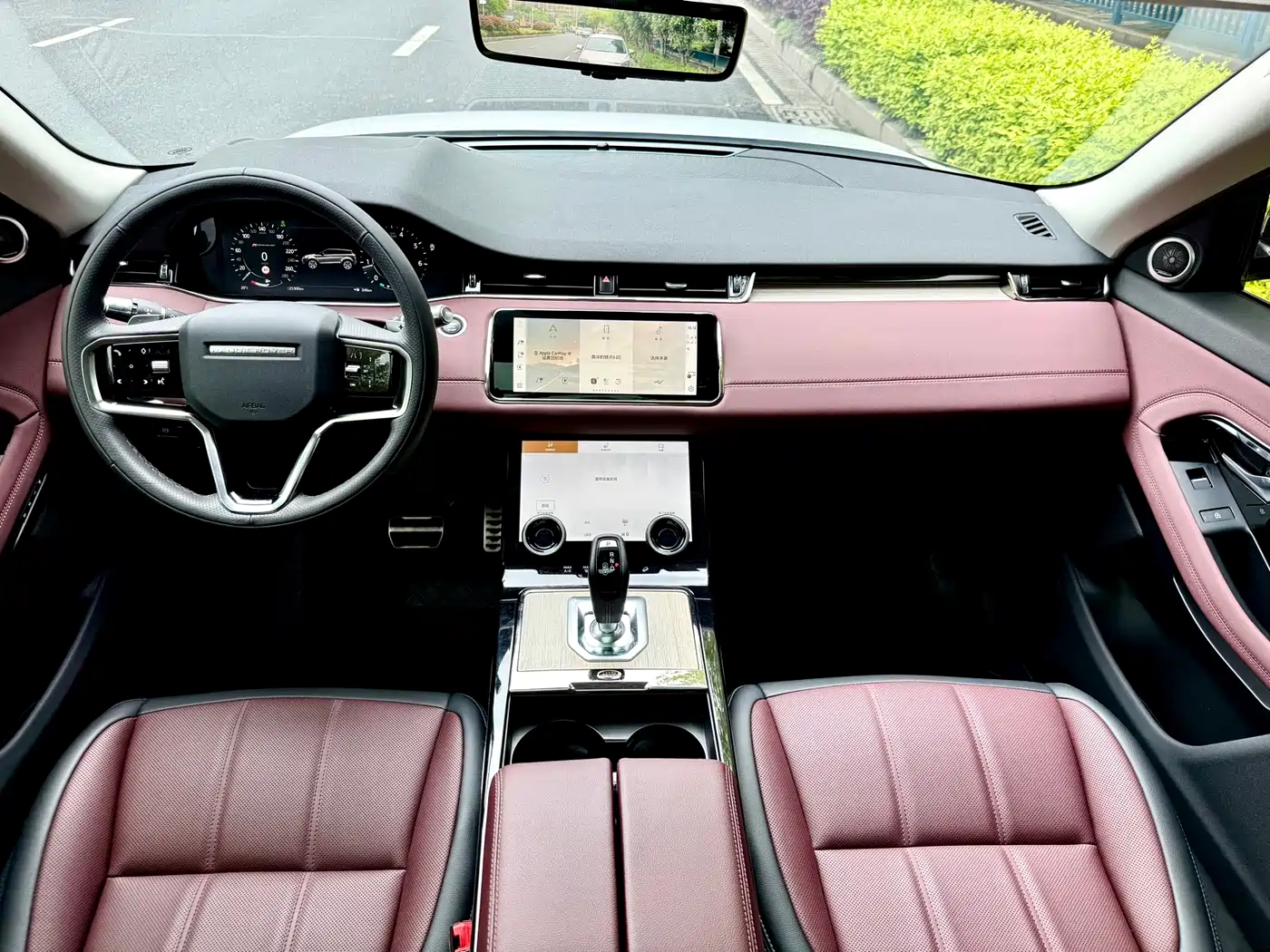 Land Rover Range Rover Evoque 2022 Range Rover Evoque L 249PS R-Dynamic Luxury Edition фото 5