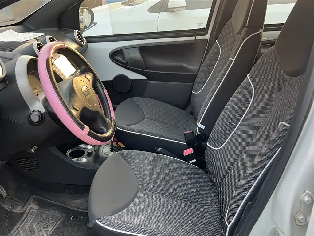 BYD F0 2017 2015 1.0L AMT Xuan Cool Edition