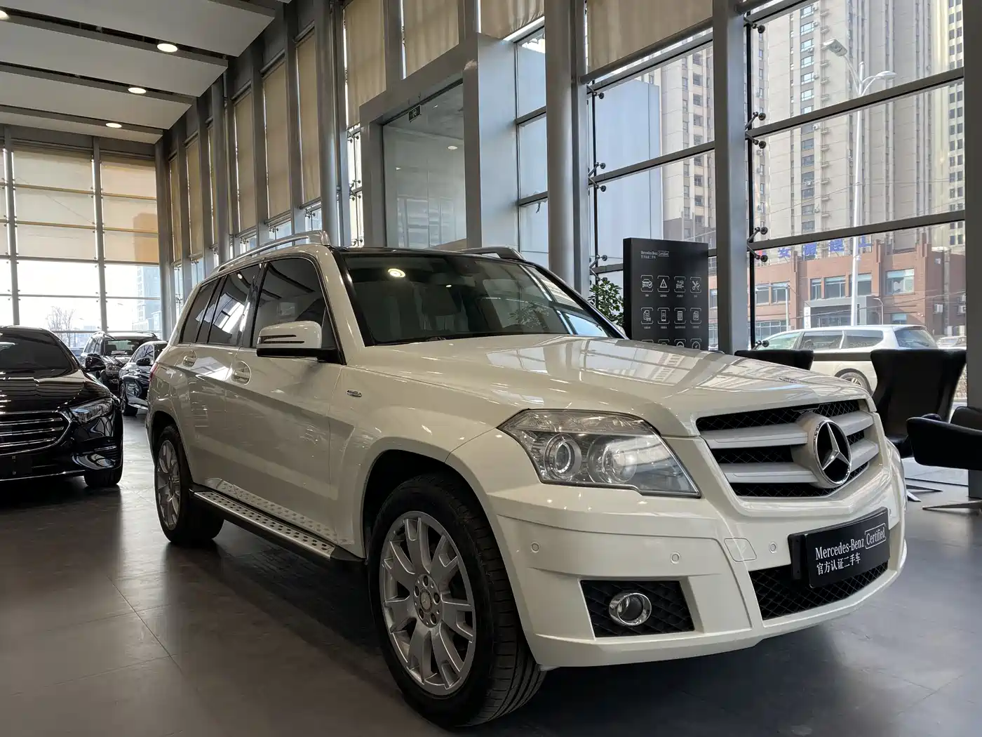 Mercedes-Benz GLK-Class 2012 GLK 300 4MATIC Dynamic фото 3