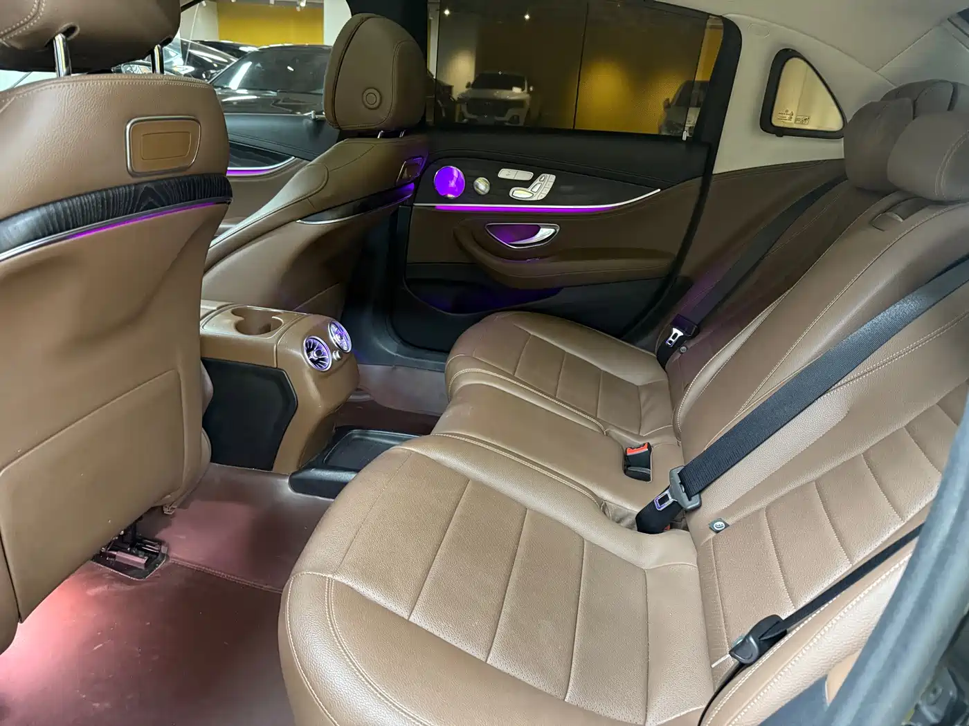 Mercedes-Benz E-Class 2020 E 300 L Luxury Model фото 8