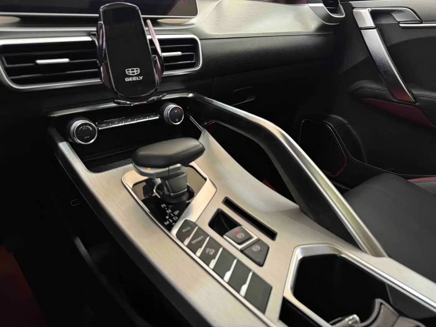 GEELY AUTOMOBILE BINYUE