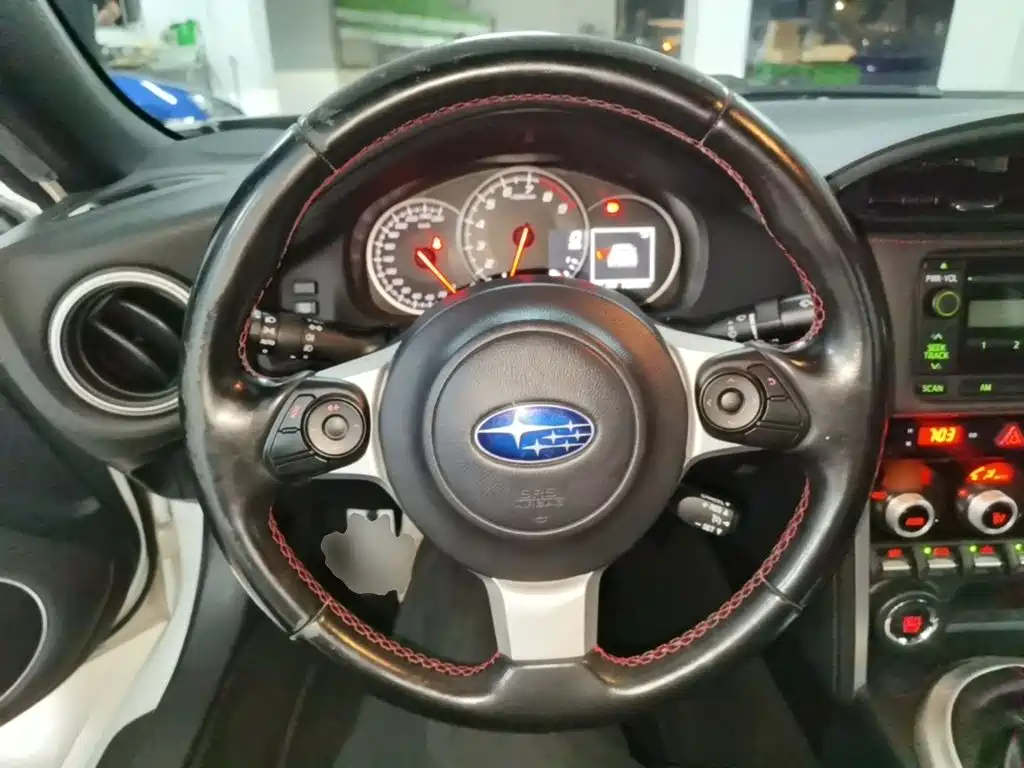 Фото 11 - Subaru BRZ
