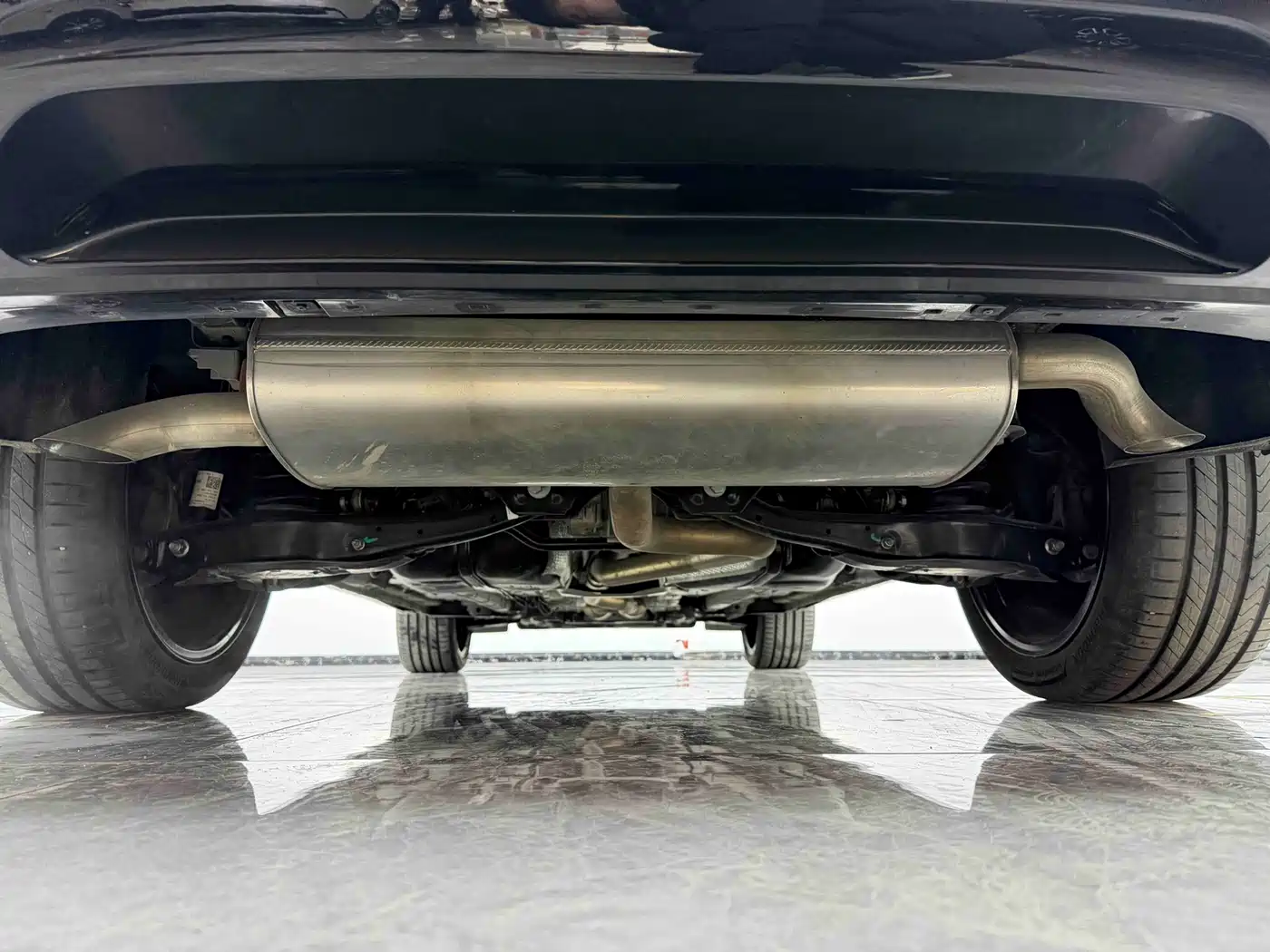 Volkswagen Tiguan L 2024 PRO 380TSI 4WD R-Line Premium Edition фото 30