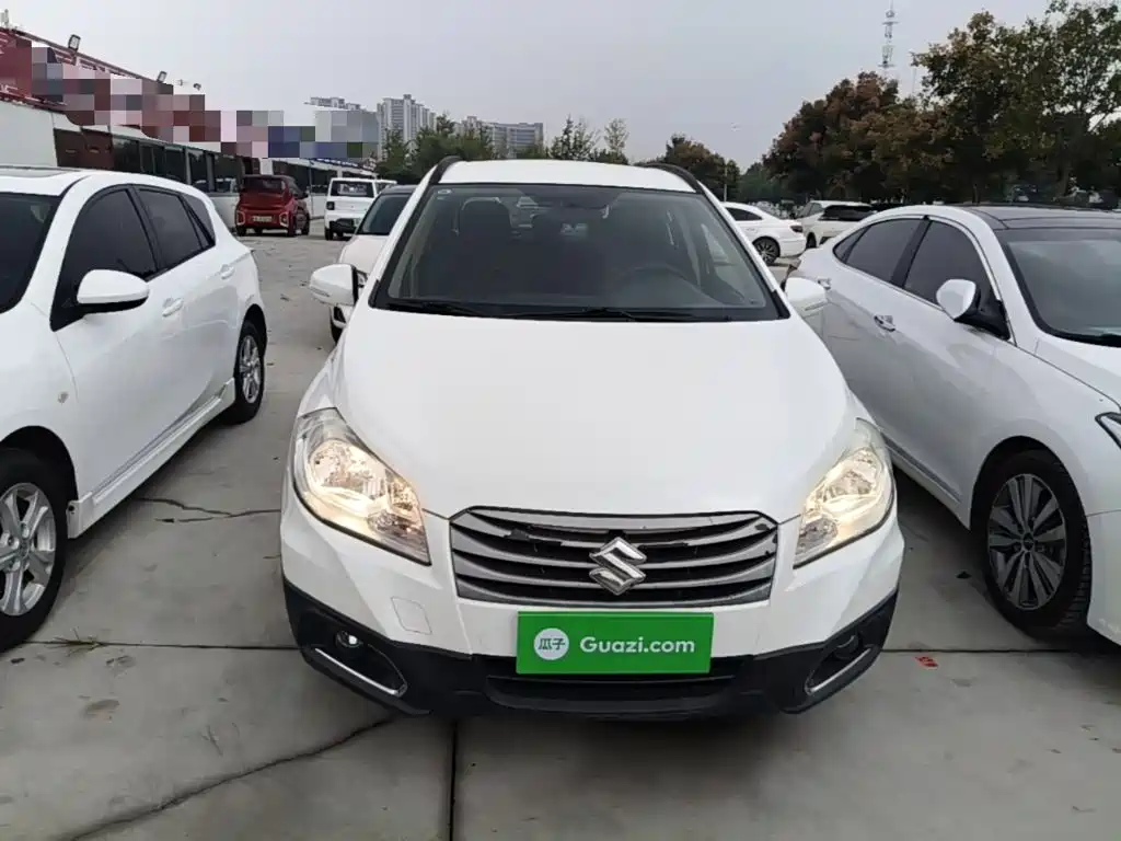Suzuki SX4 S-Cross 2015 2015 1.6L CVT 2WD Progressive