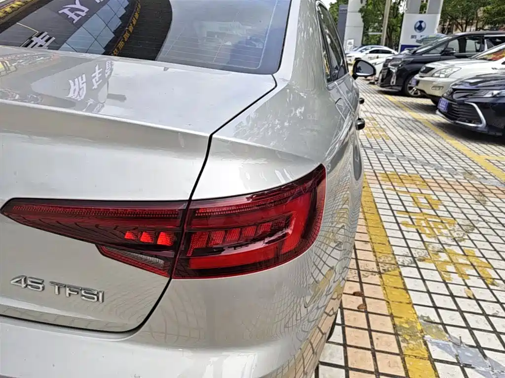 Audi A4L 2019 40 TFSI Progressive (China VI) фото 8