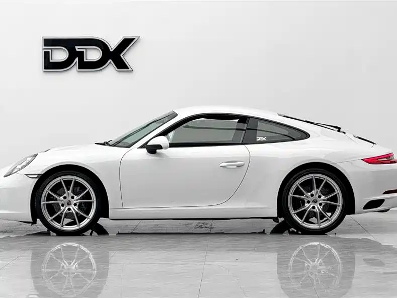 Porsche 911 2016 Carrera 3.0T фото 7