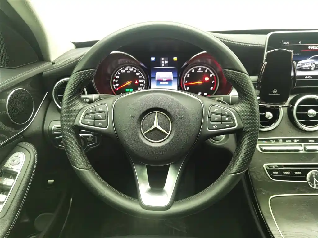 Mercedes-Benz C-Class 2017 C 200 L Sport фото 11