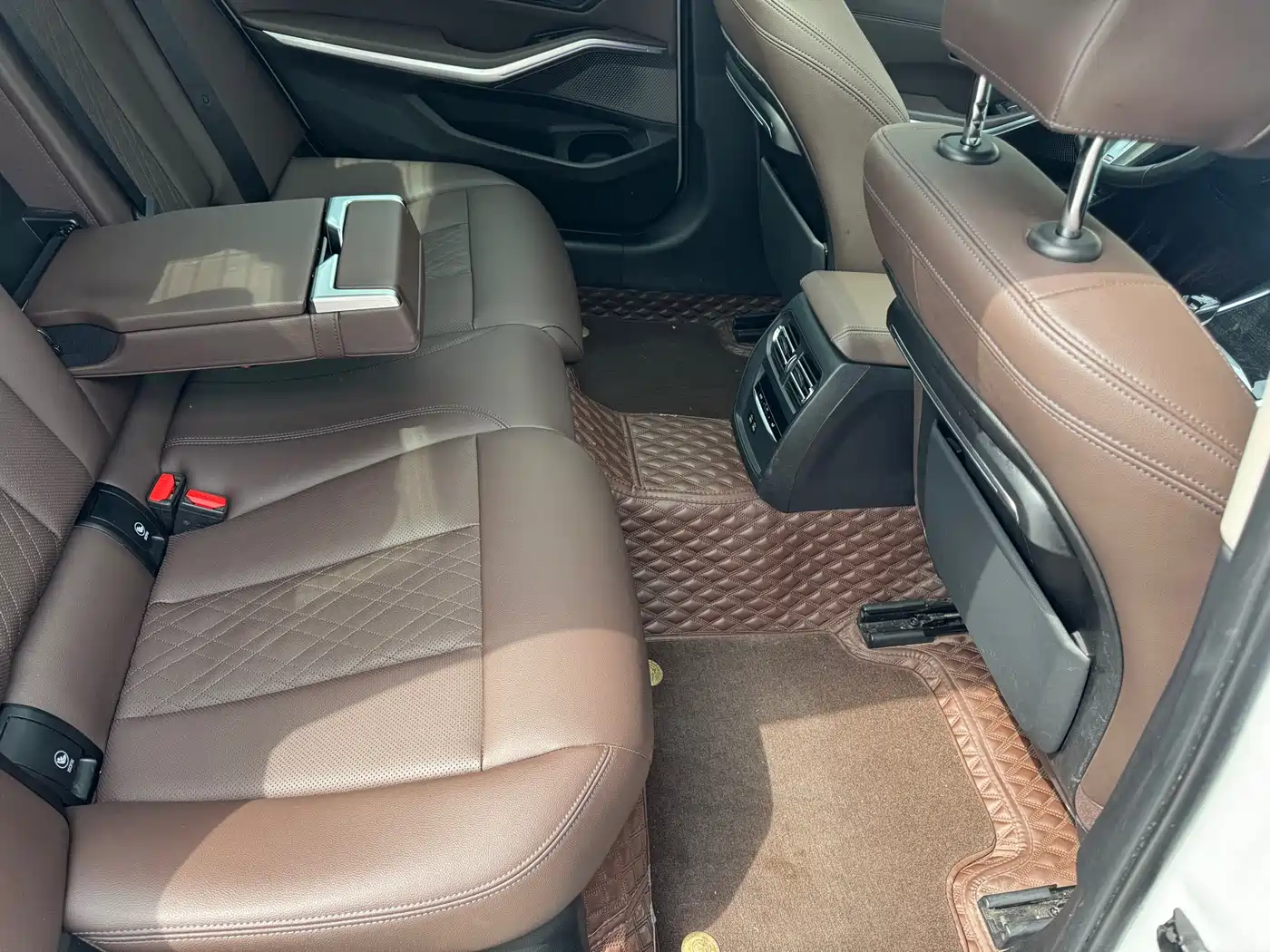 BMW 3 Series 2022 325Li M Sport Package фото 17