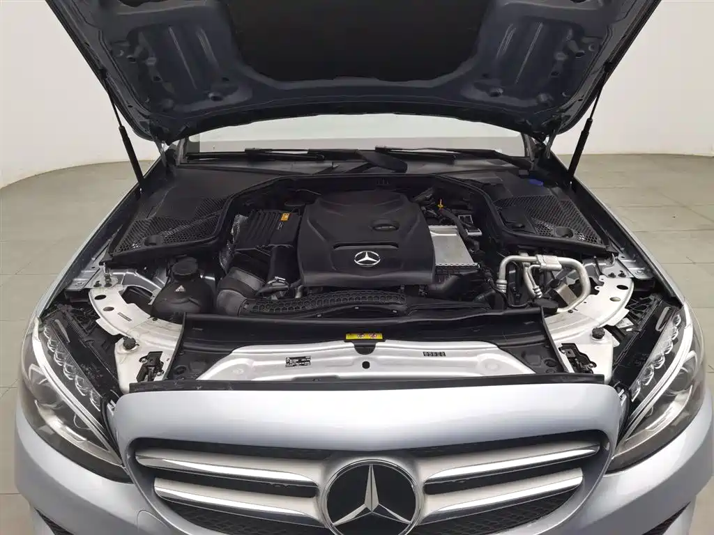 Mercedes-Benz C-Class 2017 C 200 L Sport фото 6