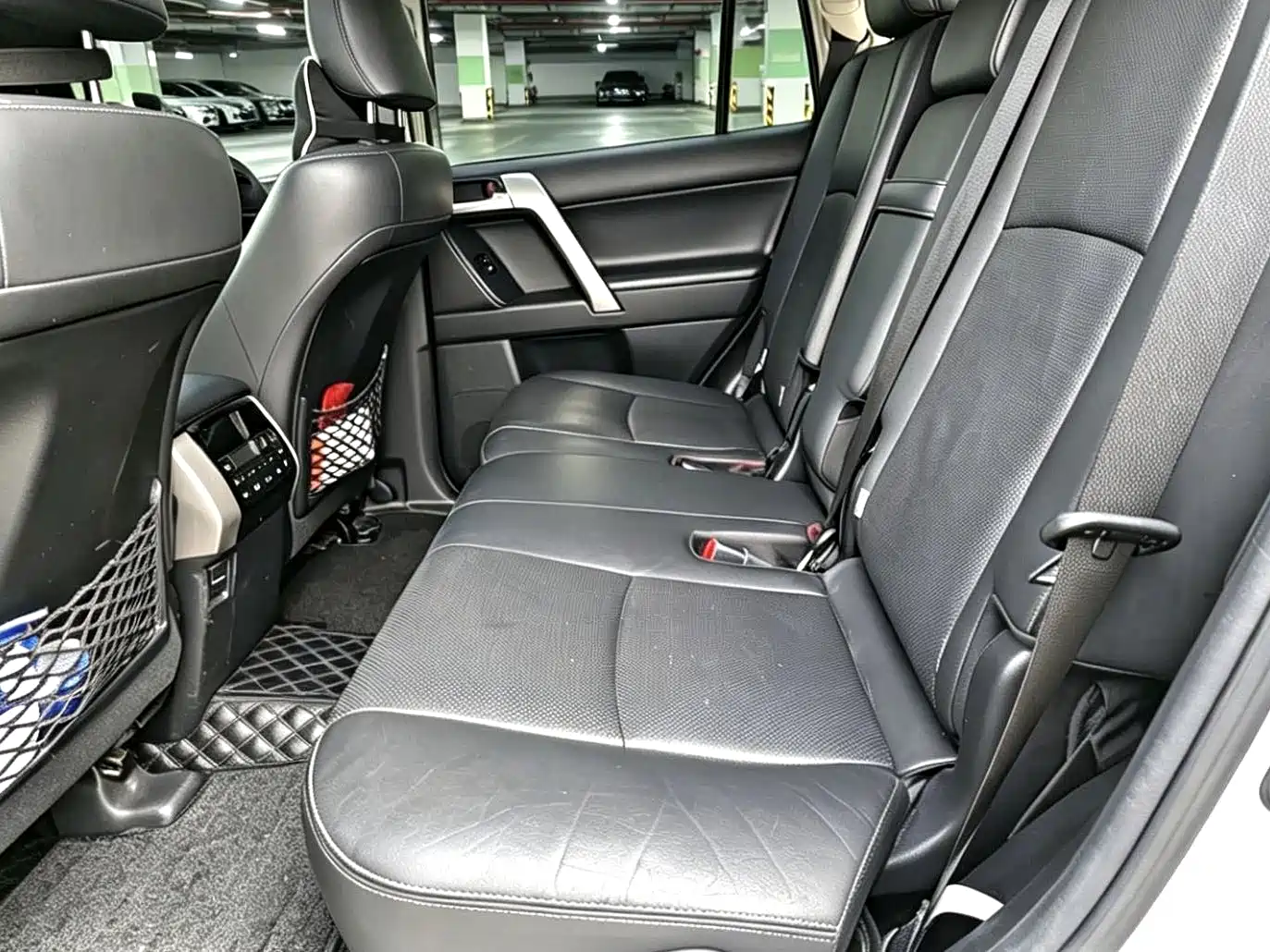 Toyota Prado 2020 2019 3.5L Automatic TX-L Zunxiang Edition with Rear-mounted Spare Tire