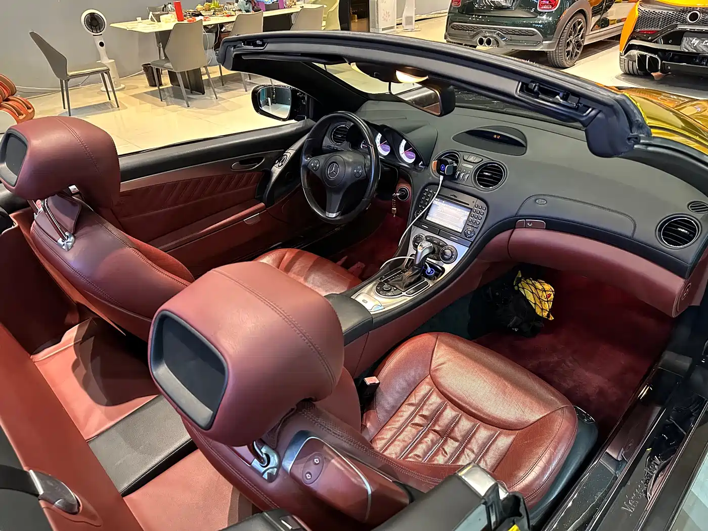 Mercedes-Benz SL-Class 2011 SL 300 Grand Edition фото 9