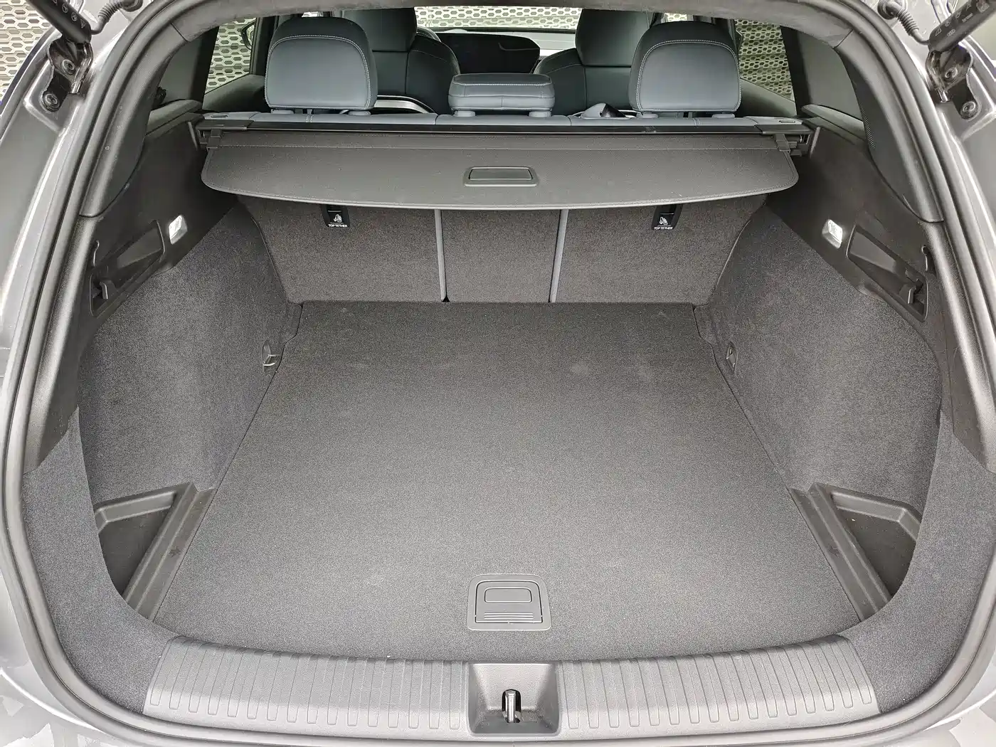 Audi Q6L e-tron 2025 Model Pioneer Edition фото 8
