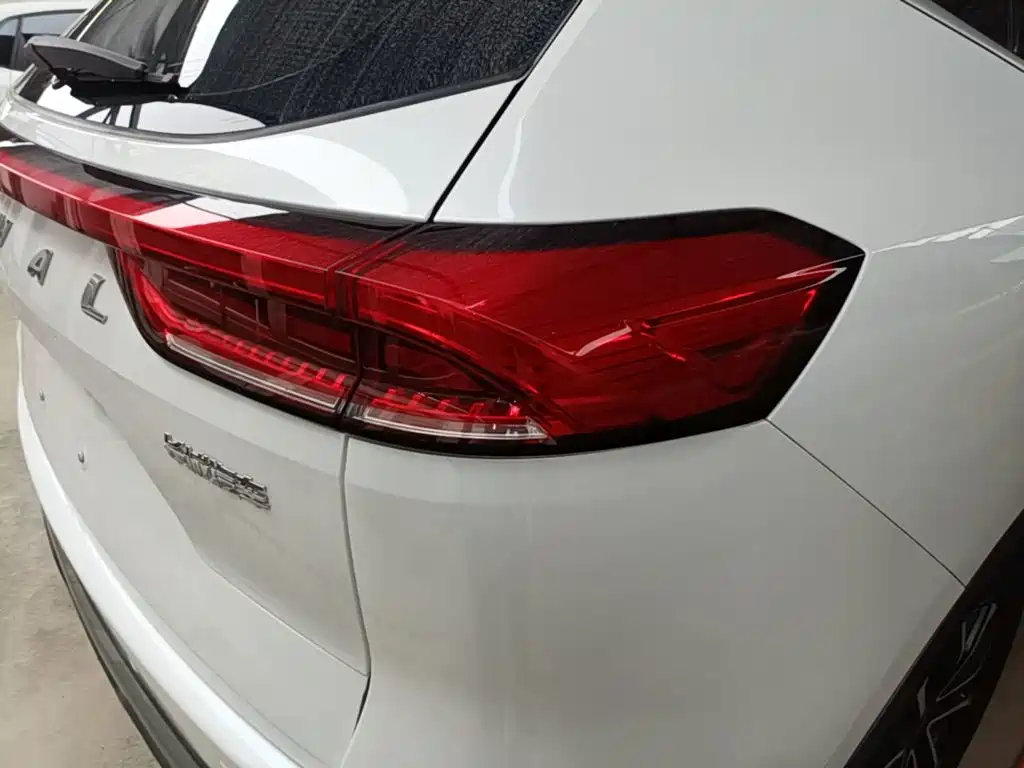 Фото 8 - Haval H6
