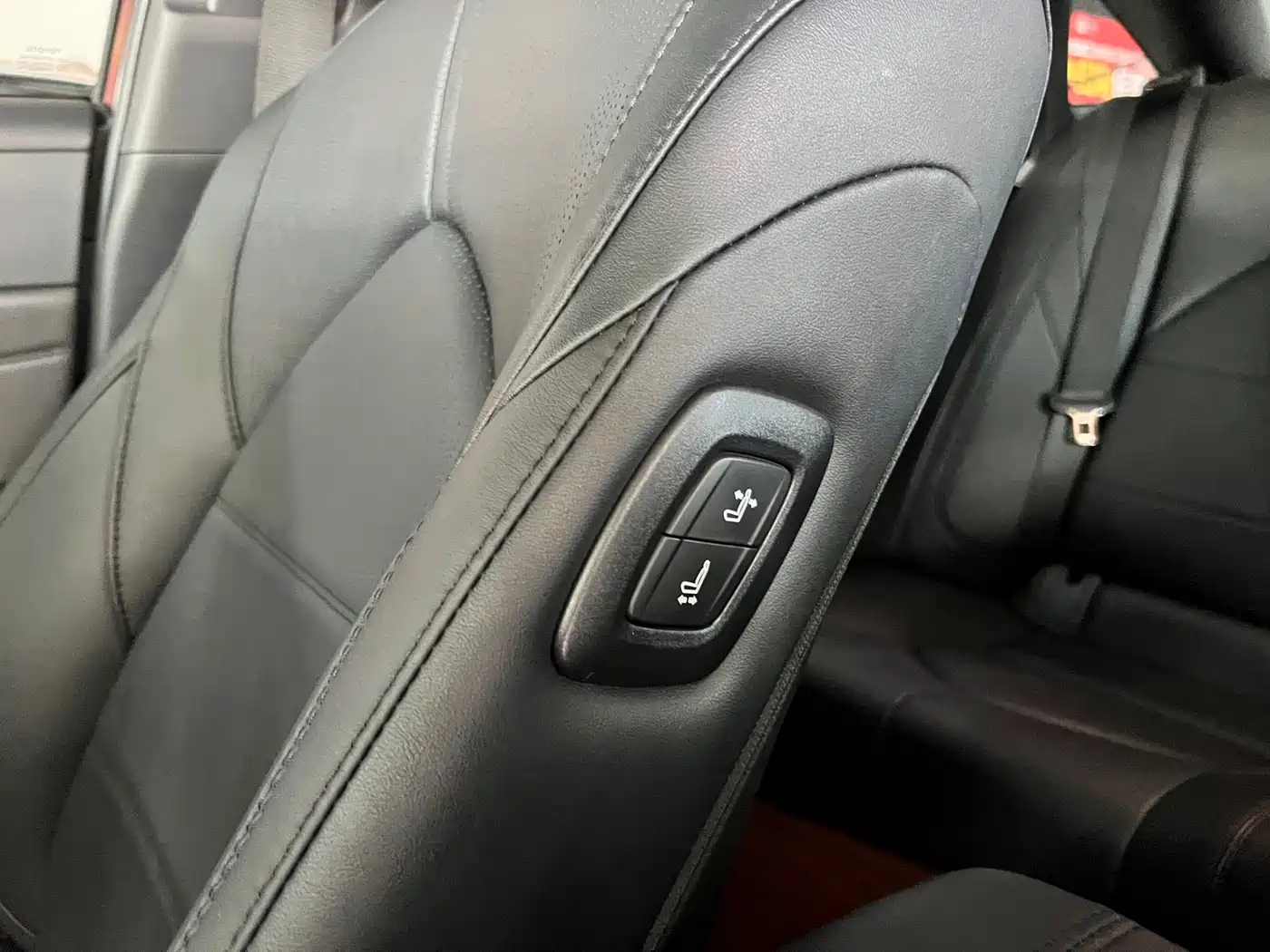 Toyota Avalon 2023 2.0L Luxury Edition фото 19