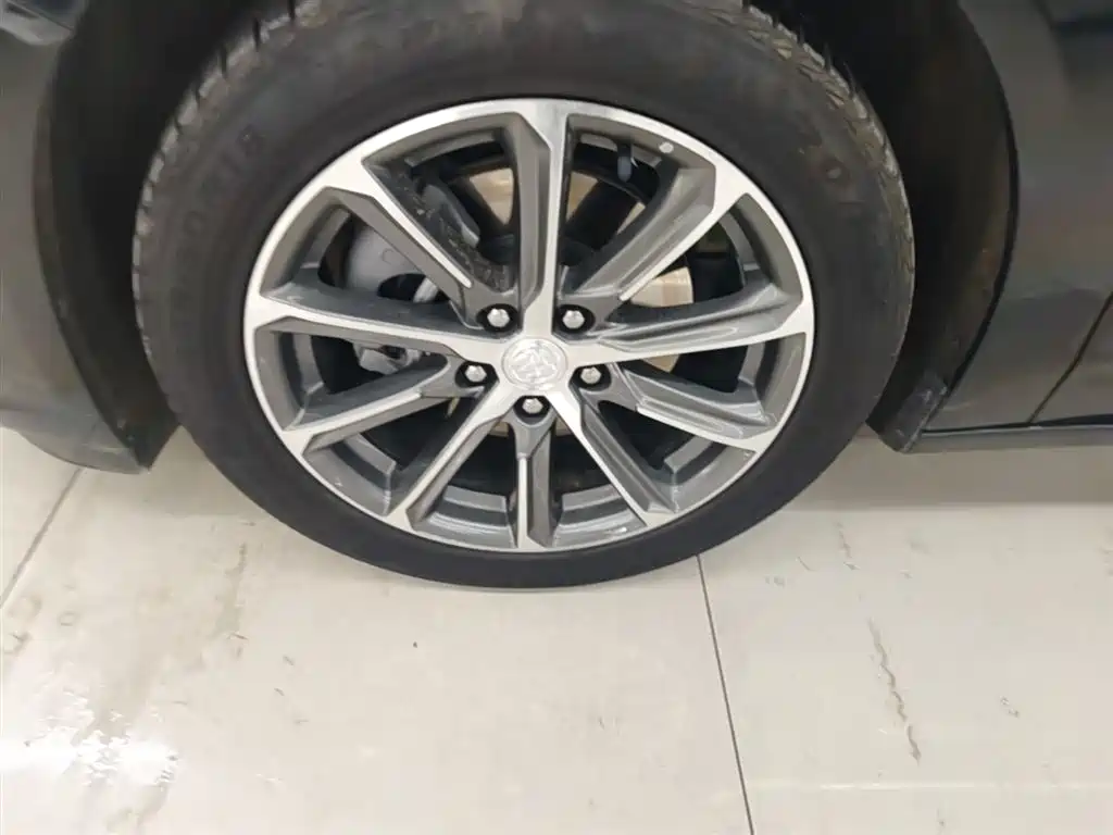 Buick LaCrosse 2022 652T Luxury фото 25