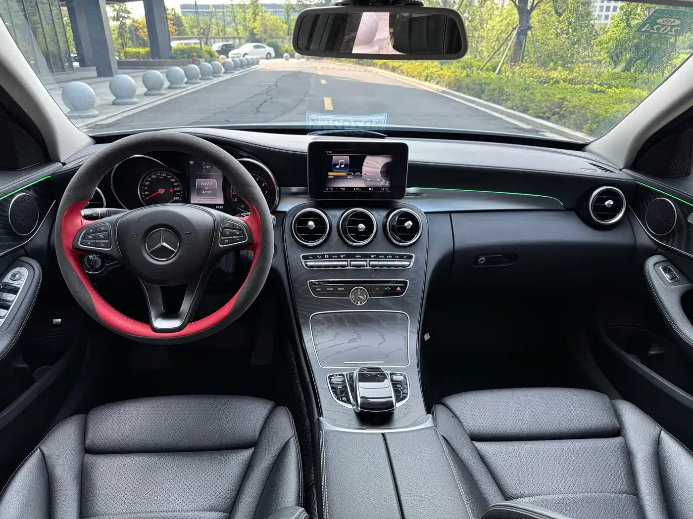 Mercedes-Benz C-Class 2016 C 200 L Sport фото 7