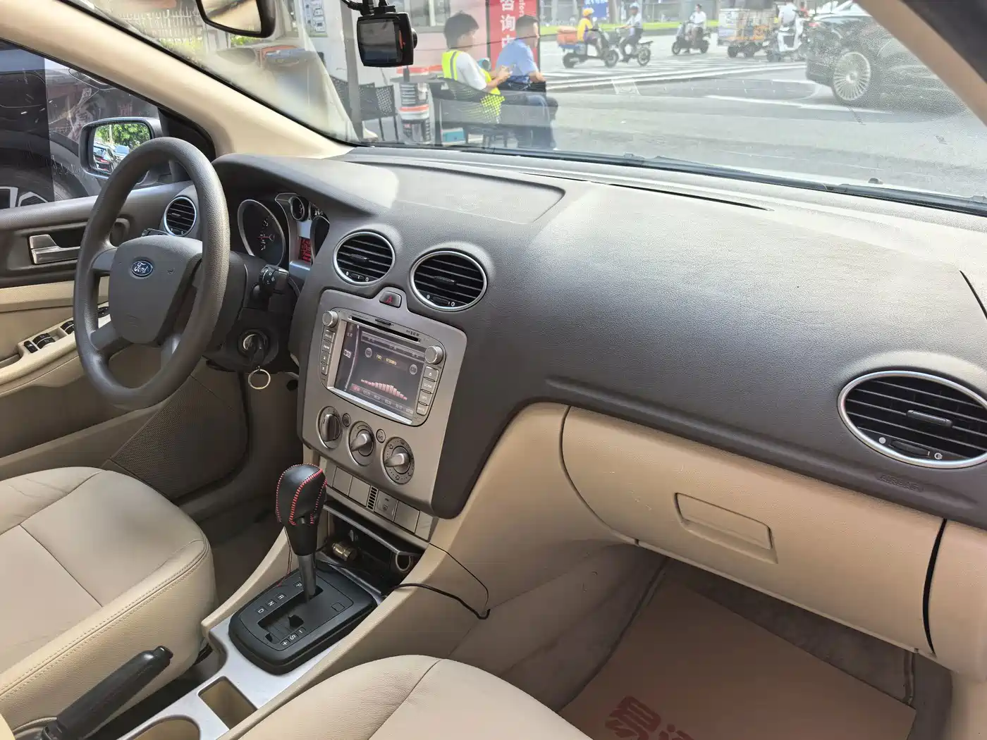 Ford Focus 2011 2011 Sedan 1.8L Automatic Fashion