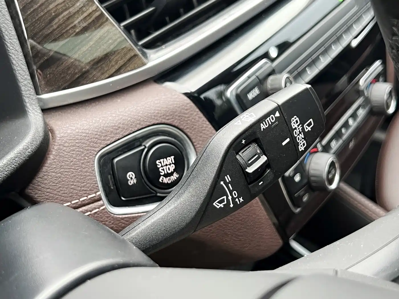 BMW X1 2020 xDrive25Li Premium Edition фото 20