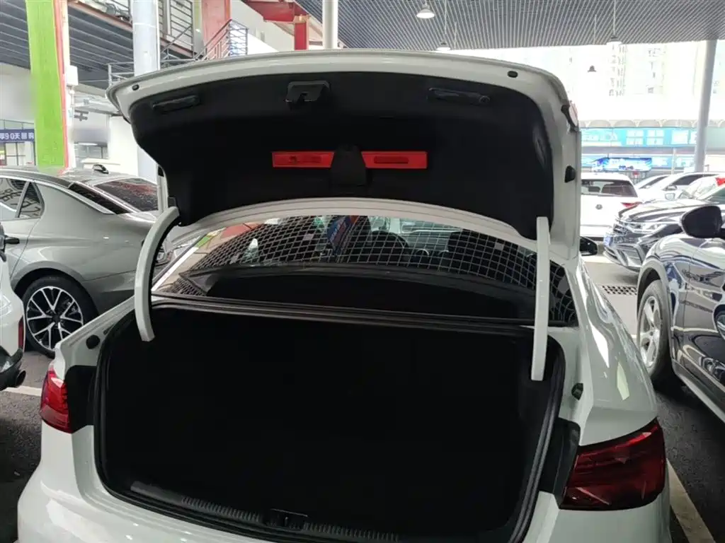Audi A3 2019 Limousine 35 TFSI Fashion China V фото 19