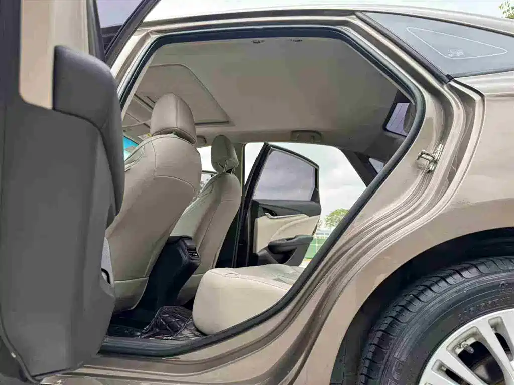 Buick Excelle 2017 15N Automatic Elite фото 14