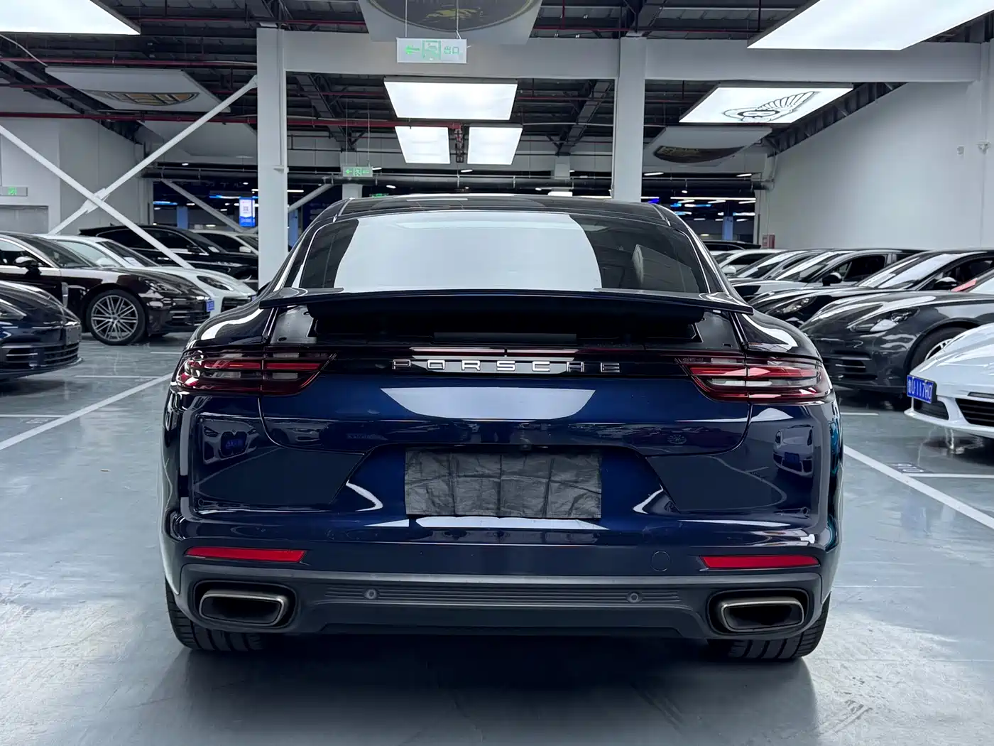 Porsche Panamera 2017 Panamera 3.0T фото 21
