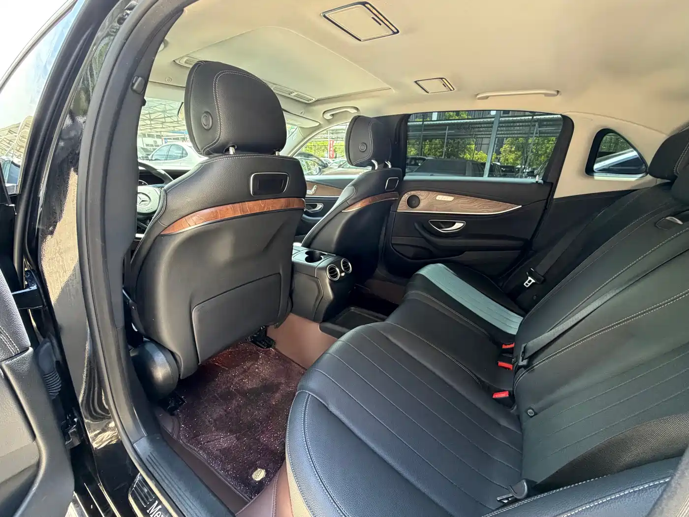 Mercedes-Benz E-Class 2016 E 200 L фото 5