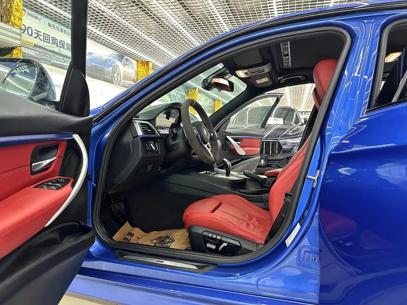 BMW 3 Series 2019 320i M Sport Package фото 8