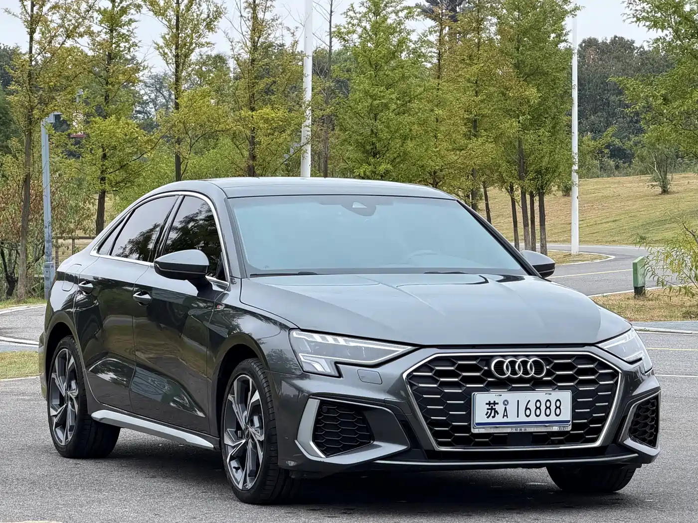 Photo 3 - Audi A3