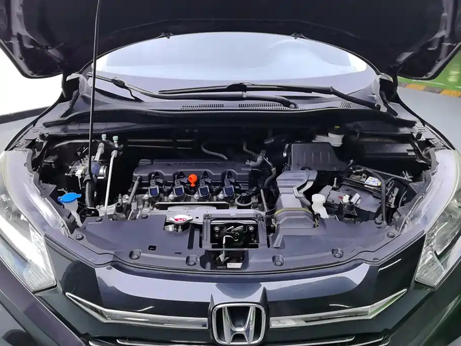 Photo 10 - Honda Vezel
