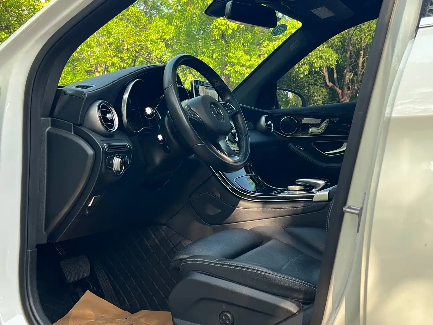 Mercedes-Benz GLC 2017 GLC 260 4MATIC Dynamic фото 22