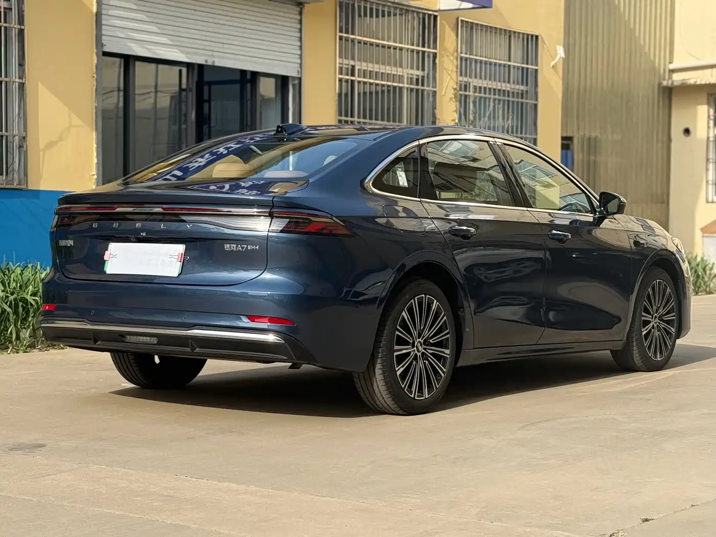 Geely Galaxy Galaxy A7 2025 EM-i фото 7