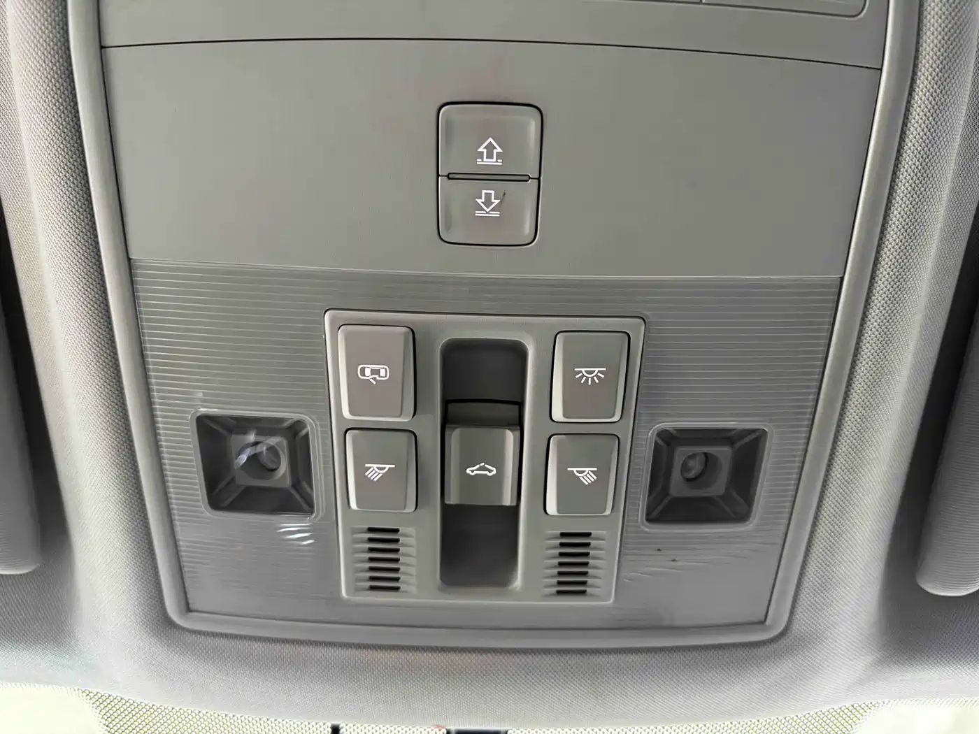 Volkswagen Tharu 2021 280TSI 2WD Luxury Plus фото 14
